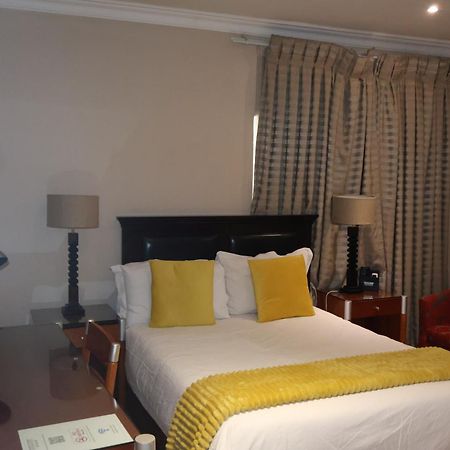 Airport Gardens Boutique Hotel Boksburg Exterior foto