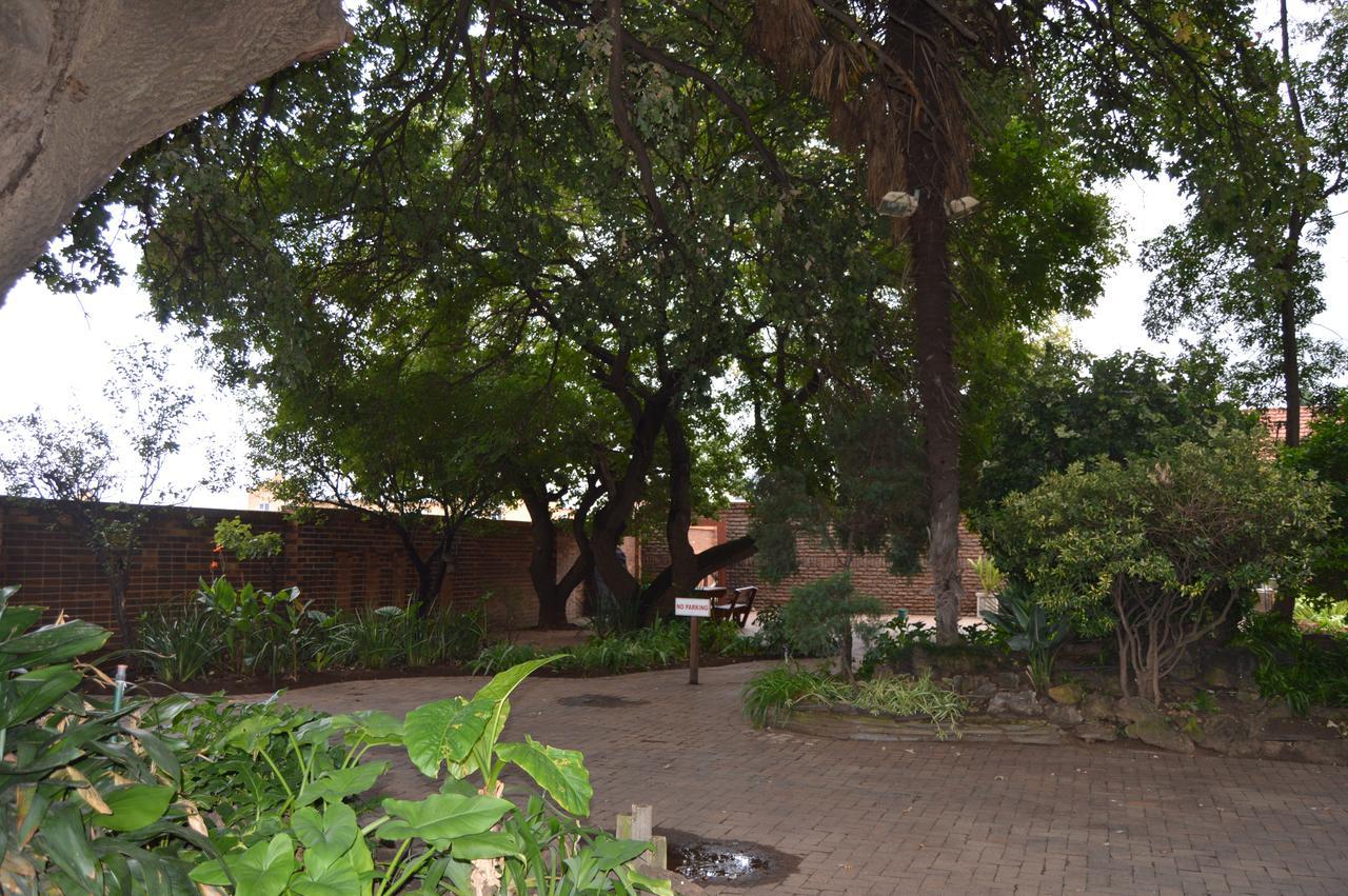 Airport Gardens Boutique Hotel Boksburg Exterior foto
